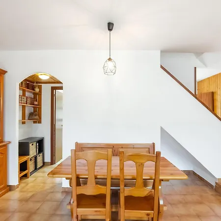 Dom wakacyjny House In Catalonia Near The Sea *